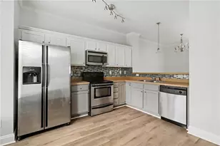 3056 Lauren Parc Rd, Decatur, GA 30032 - Photo 14