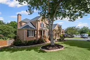 12857 Waterside Dr, Alpharetta, GA 30004 - Photo 4