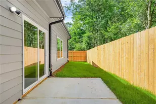 2468 Bellview Ave NW, Atlanta, GA 30318 - Photo 10