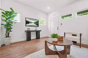 2468 Bellview Ave NW, Atlanta, GA 30318 - Photo 2