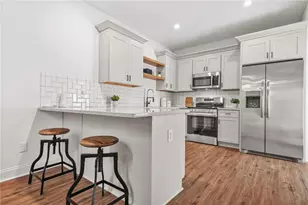 2468 Bellview Ave NW, Atlanta, GA 30318 - Photo 4