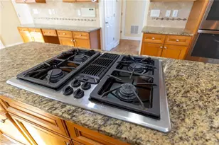 7470 Thoreau Cir, Atlanta, GA 30349 - Photo 10