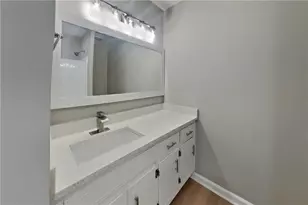 1176 Golden Cir SW, Lilburn, GA 30047 - Photo 16