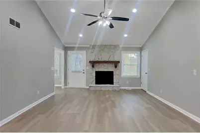 1176 Golden Circle SW, Lilburn, GA 30047 - Photo 2