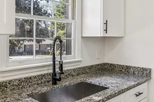 1286 Robin Rd NE, Conyers, GA 30012 - Photo 12