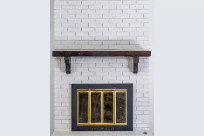 1286 Robin Road NE, Conyers, GA 30012 - Photo 6