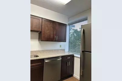 2479 Peachtree Road NE #317, Atlanta, GA 30305 - Photo 2