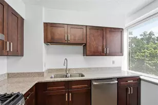 2479 Peachtree Rd NE, Atlanta, GA 30305 - Photo 20