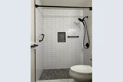 2479 Peachtree Road NE #317, Atlanta, GA 30305 - Photo 14
