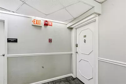 2479 Peachtree Road NE #317, Atlanta, GA 30305 - Photo 6