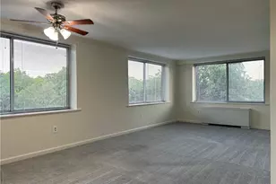 2479 Peachtree Rd NE, Atlanta, GA 30305 - Photo 2