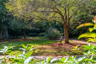 6940 Roswell Road #B4, Atlanta, GA 30328 - Photo 32