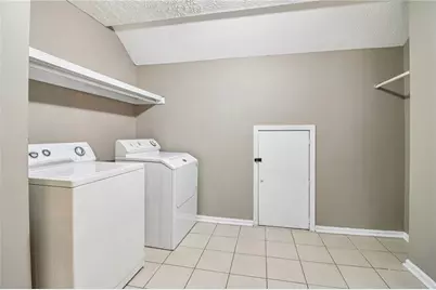 2230 Concord Square NE, Marietta, GA 30062 - Photo 14