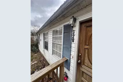 328 NE Roosevelt Circle, Marietta, GA 30060 - Photo 4