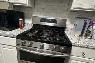 328 NE Roosevelt Circle, Marietta, GA 30060 - Photo 8