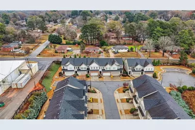 2561 Burnell Lane SW, Marietta, GA 30060 - Photo 10