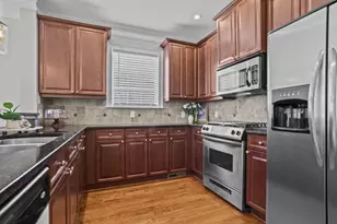 3724 Ashford Creek Ln, Brookhaven, GA 30319 - Photo 2