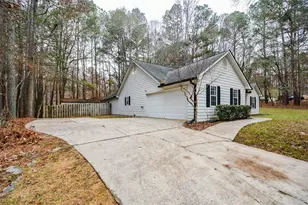 1413 Reed Ln, Woodstock, GA 30189 - Photo 4