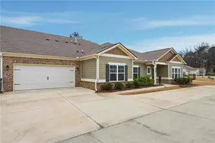 3991 Shelleydale Dr, Powder Springs, GA 30127 - Photo 2