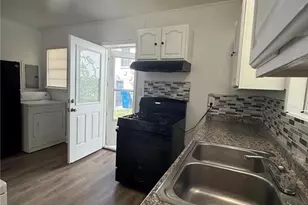 1875 Bayberry Dr SW, Atlanta, GA 30311 - Photo 16