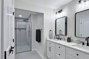 3741 Northpoint Dr, Marietta, GA 30062 - Photo 4