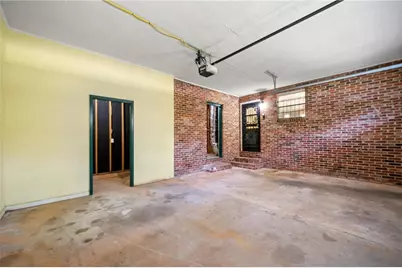 1885 North Drive SW, Atlanta, GA 30331 - Photo 30