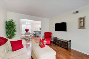 10 Market Square Pl NW, Atlanta, GA 30318 - Photo 6