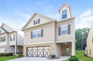 2225 Black Pebble Cir, Buford, GA 30519 - Photo 2