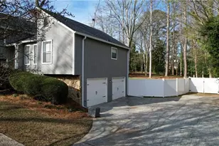 516 Faith Street NW, Marietta, GA 30064 - Photo 2