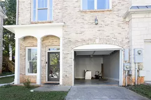 4867 Pinnacle Dr, Stone Mountain, GA 30088 - Photo 10