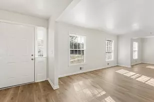 4066 Bontura Ct, Stone Mountain, GA 30083 - Photo 12