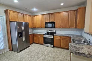 3071 Cedar Glade Ln, Buford, GA 30519 - Photo 2