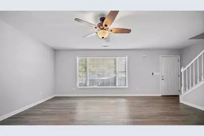 558 Manning Road SW, Marietta, GA 30064 - Photo 4