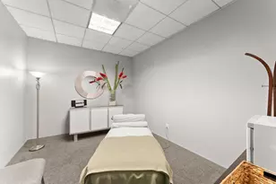 3338 Peachtree Rd NE, Atlanta, GA 30326 - Photo 36