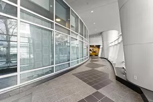 3338 Peachtree Rd NE, Atlanta, GA 30326 - Photo 38