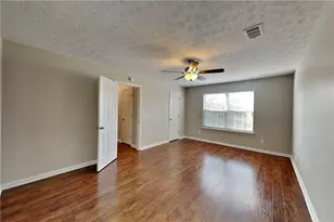 7550 Springmill Ct, Cumming, GA 30028 - Photo 18