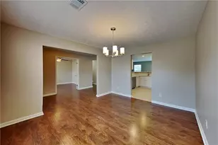 7550 Springmill Ct, Cumming, GA 30028 - Photo 12