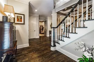 1122 Ashton Bluff Dr NE, Atlanta, GA 30319 - Photo 4