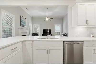 370 Kenmure Court SW, Marietta, GA 30060 - Photo 14