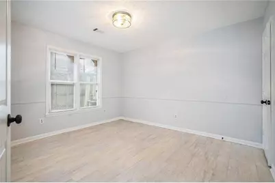 2161 Wellington Circle, Lithonia, GA 30058 - Photo 18