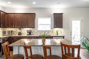 642 Royal Crest Ct, Canton, GA 30115 - Photo 8