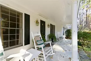 1355 Sherry Dr, Alpharetta, GA 30009 - Photo 8