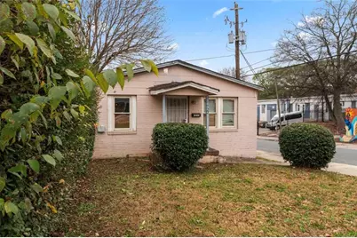 722 Cameron M Alexander Boulevard NW, Atlanta, GA 30318 - Photo 2