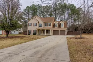 9744 Carolina Dr, Jonesboro, GA 30238 - Photo 2