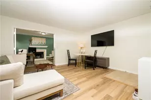 127 Lablanc Way NW, Atlanta, GA 30327 - Photo 4