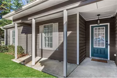 5051 Cliff Top Drive, Loganville, GA 30052 - Photo 4