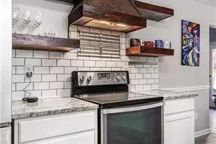 5051 Cliff Top Dr, Loganville, GA 30052 - Photo 16