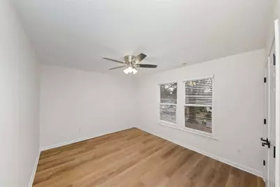 948 Byron Drive, Atlanta, GA 30310 - Photo 4