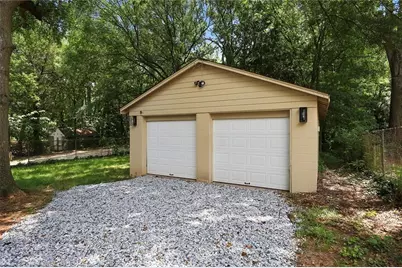 1060 Regent Street SW, Atlanta, GA 30310 - Photo 8