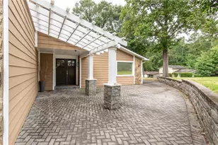 1050 Terramont Dr, Roswell, GA 30076 - Photo 4